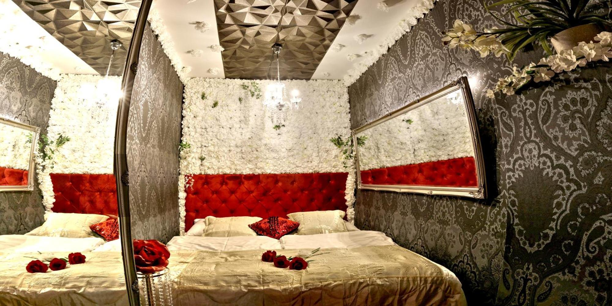 Ferrari Wellness Apartman 파르두비체 외부 사진