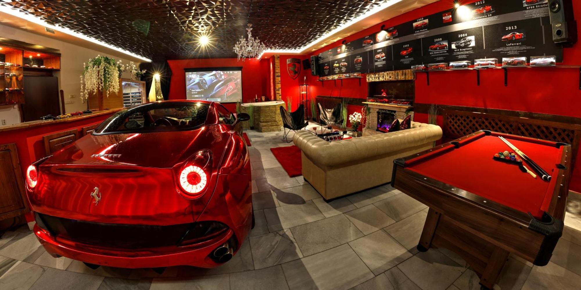 Ferrari Wellness Apartman 파르두비체 외부 사진